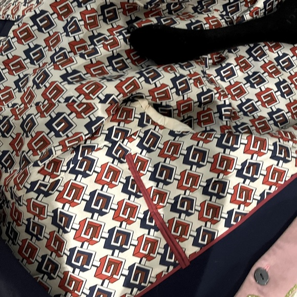 Authentic Gucci woman’s blazer. - Picture 10 of 14